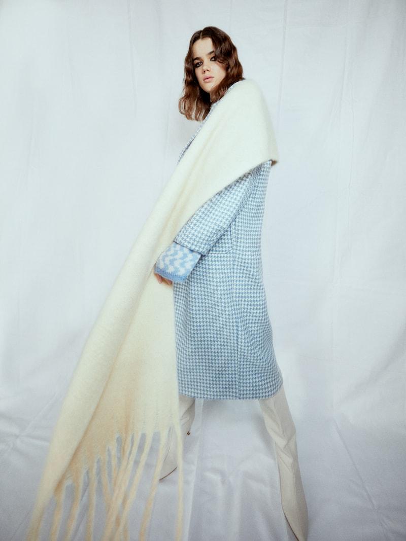 Sinned X About You Chal 'Isra' EDITED En Offwhite