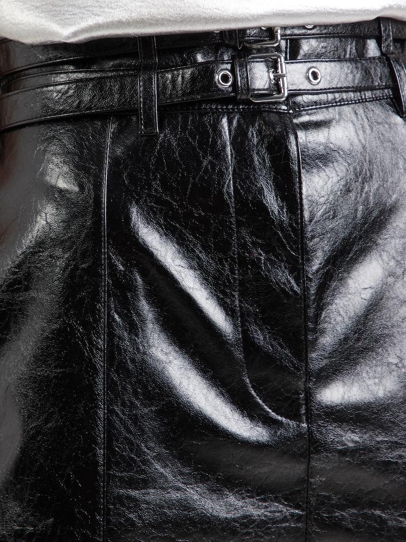 Sinned X About You Falda 'C_Vashy' BOSS En Negro