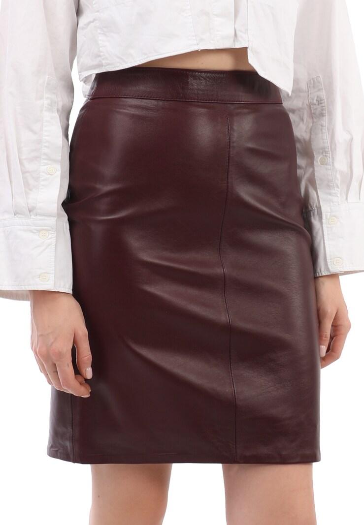 Sinned X About You Falda Felix Hardy En Burdeos