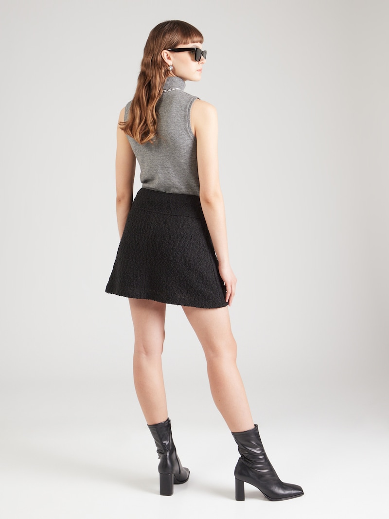 Sinned X About You Falda IRO En Negro