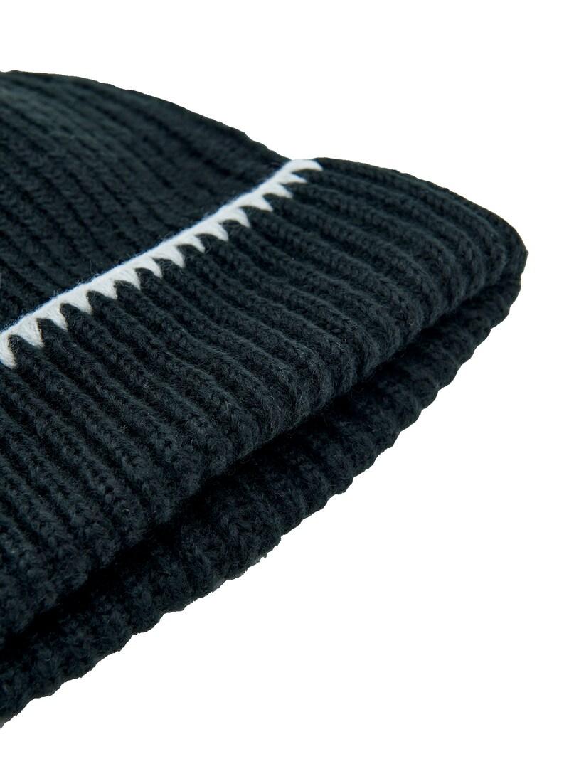 Sinned X About You Gorra 'Udele' EDITED En Negro