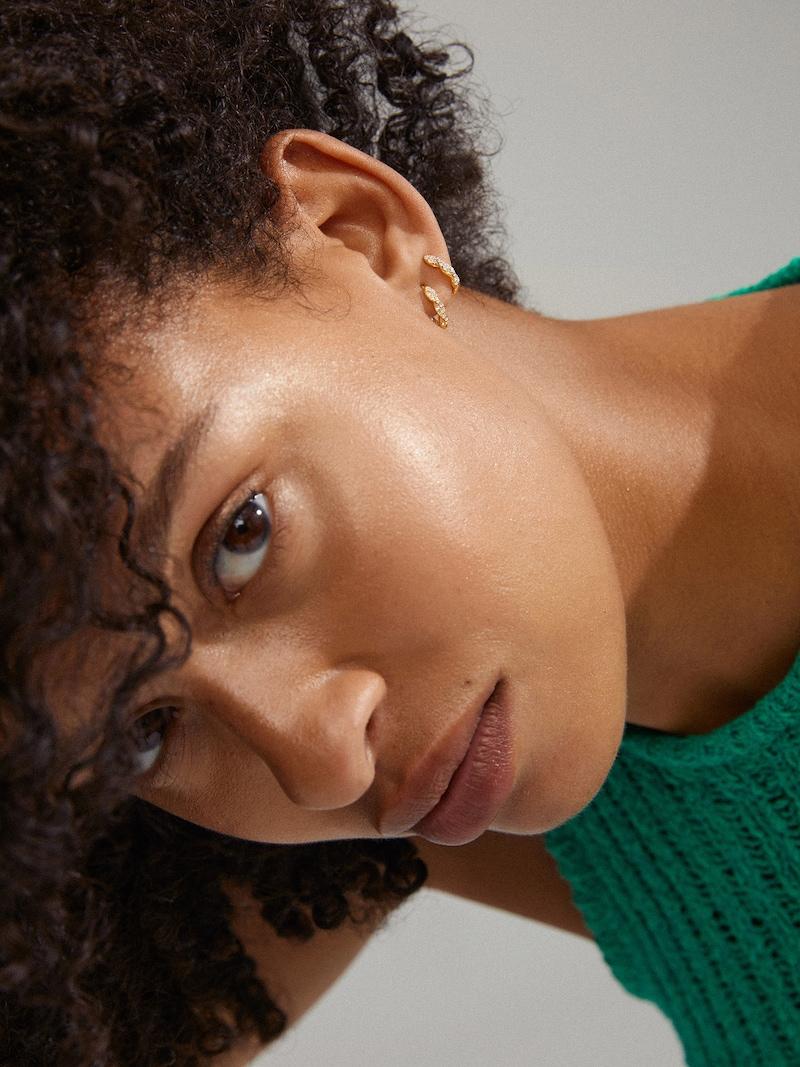 Sinned X About You Pendientes 'EZO' Pilgrim En Oro