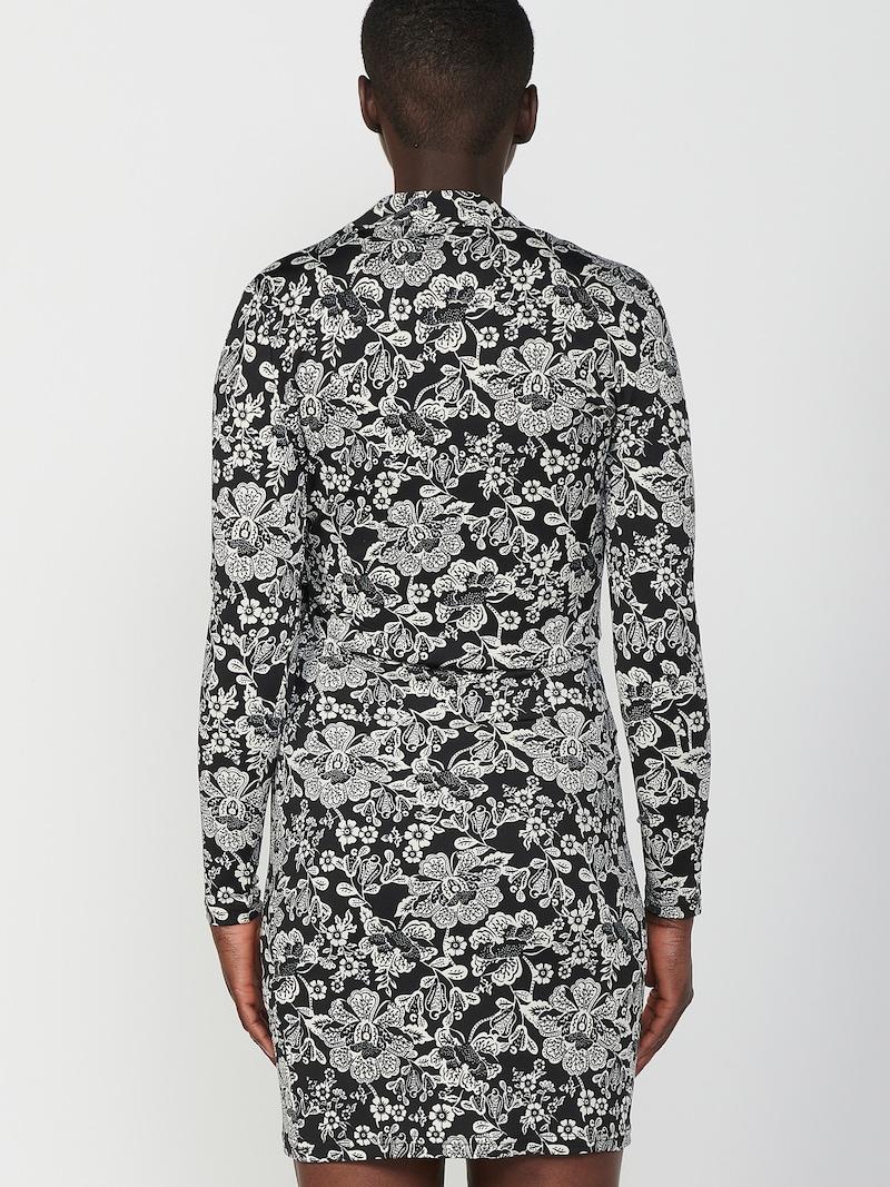 Sinned X About You Vestido KOROSHI En Negro Blanco