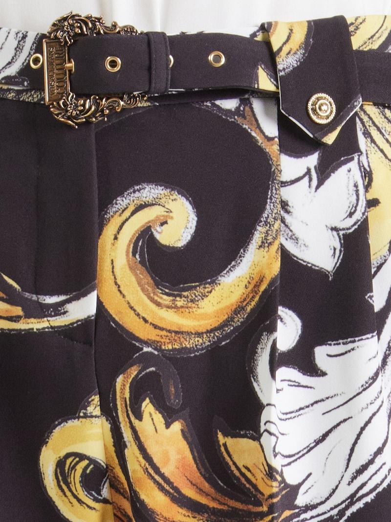 Sinned X About You Tapered Pantalón De Pinzas Versace Jeans Couture En Negro