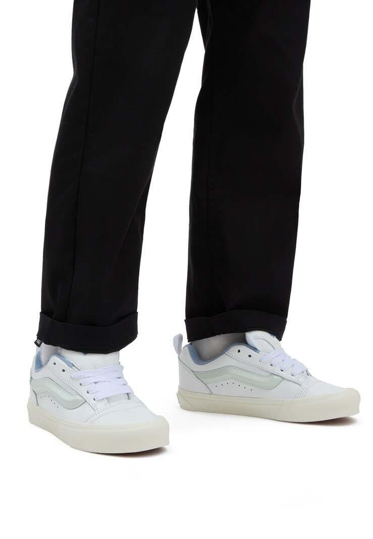 Sinned X About You Zapatillas Deportivas Bajas 'Knu Skool' VANS En Blanco