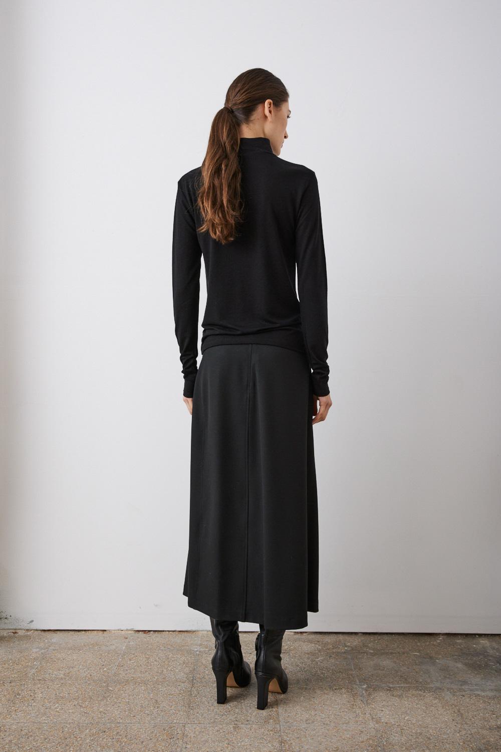 Sita Murt Camiseta Básica Cuello Cisne