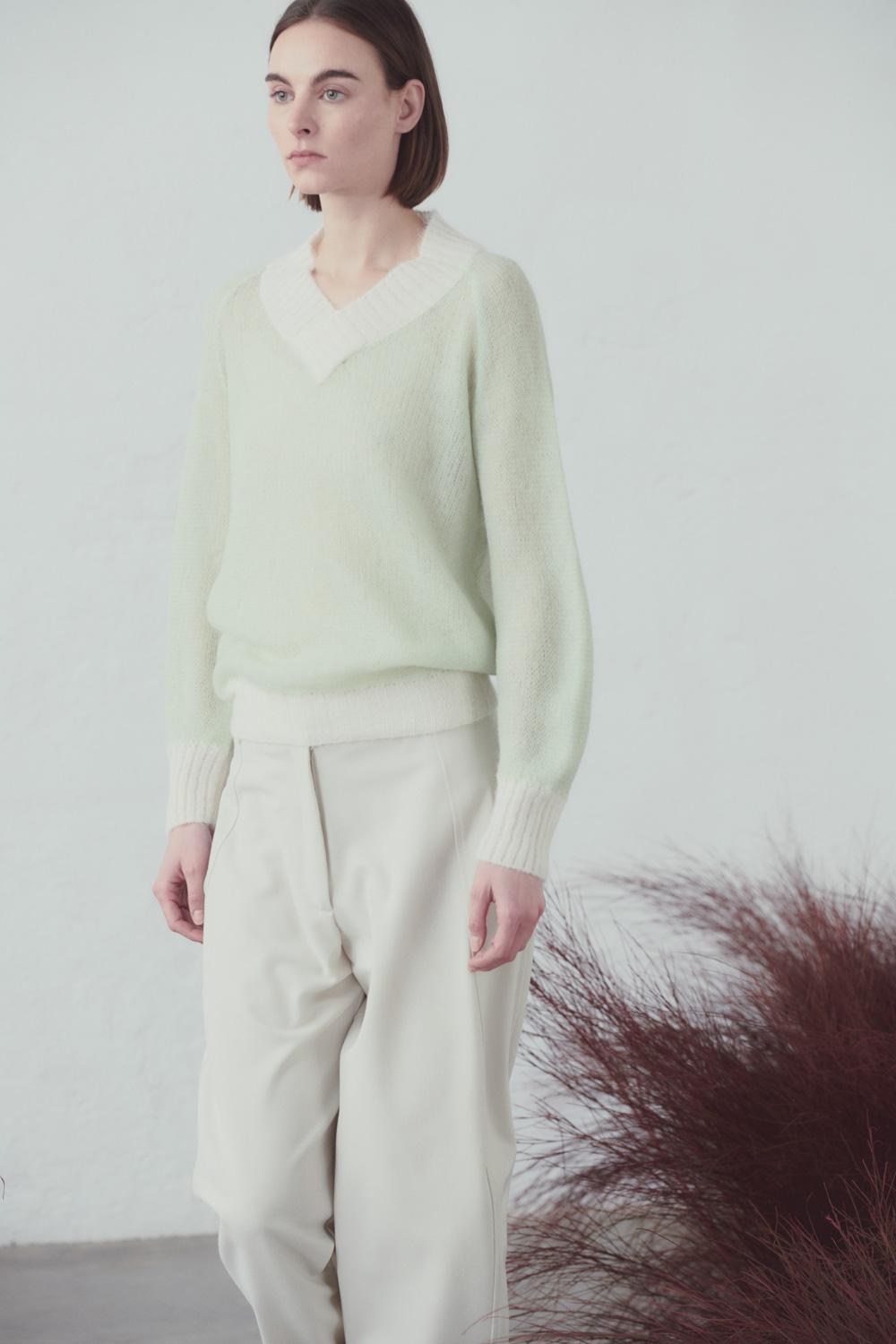 Sita Murt Jersey Cuello Pico Cerrado