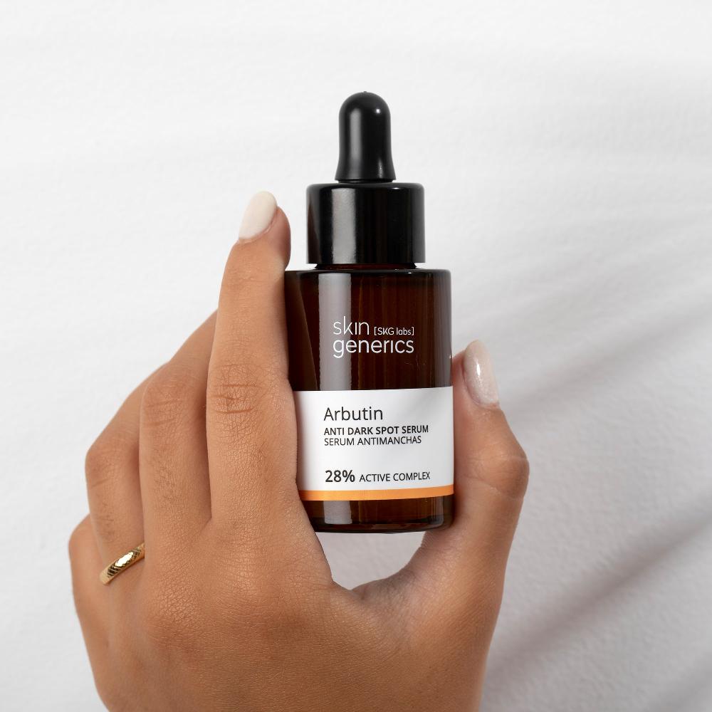 Skin Generics Serum Antimanchas Con Arbutina