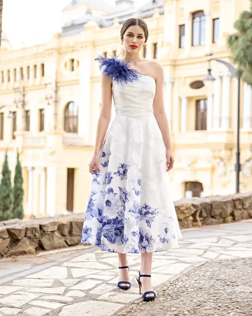 sñ sonia peña Ref: 1250047 Conjunto vestido corto y chal (Prendido) sñ sonia peña Ref: 1250047 Conjunto vestido corto y chal (Prendido)