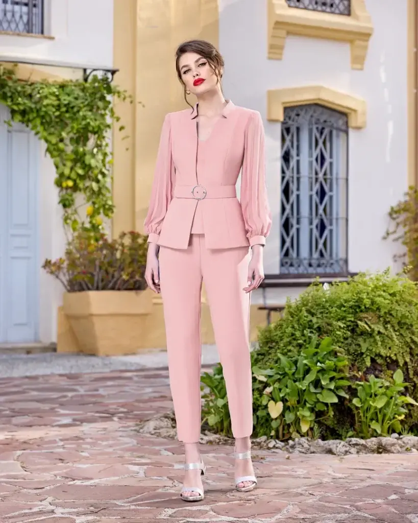 Sñ Sonia Peña Ref: 1250061 Conjunto Chaqueta / Cinturón Top Y Pantalón