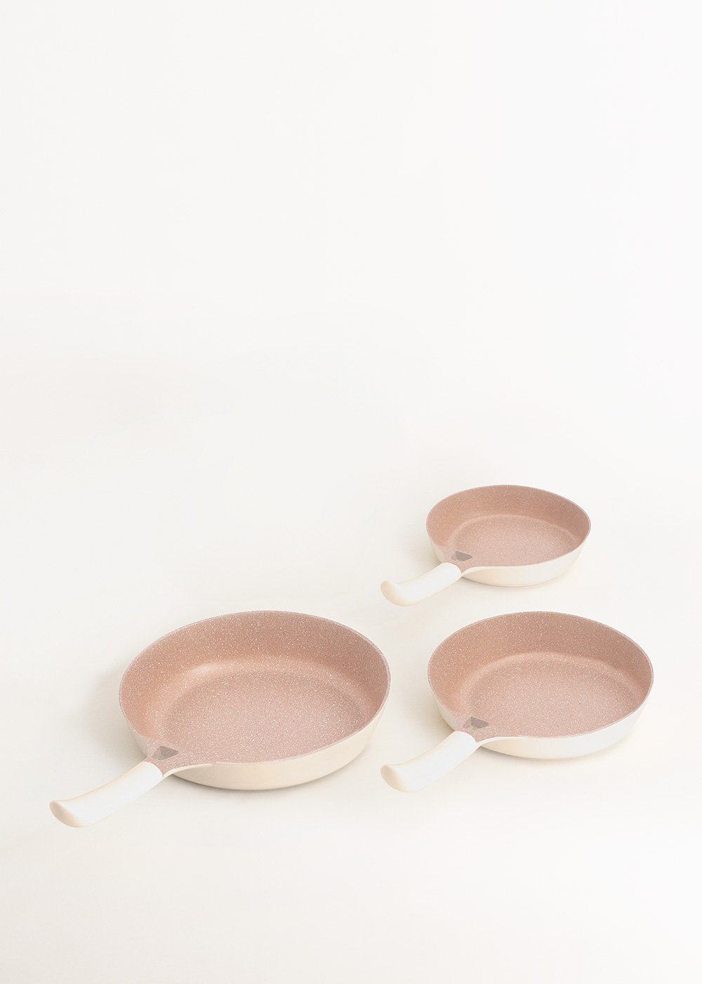 sklum CREATE - Batería de cocina 3 sartenes PAN STUDIO de aluminio fundido y asa de baquelita