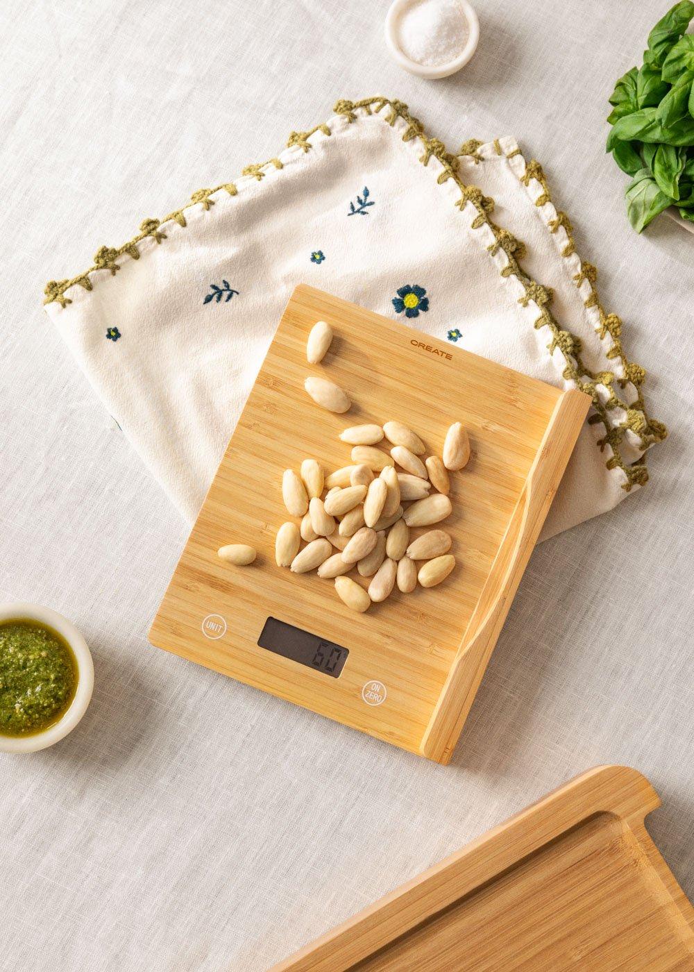 Sklum CREATE - BOARD SCALE BAMBOO - Tabla De Cortar De Bambú Con Báscula Integrada