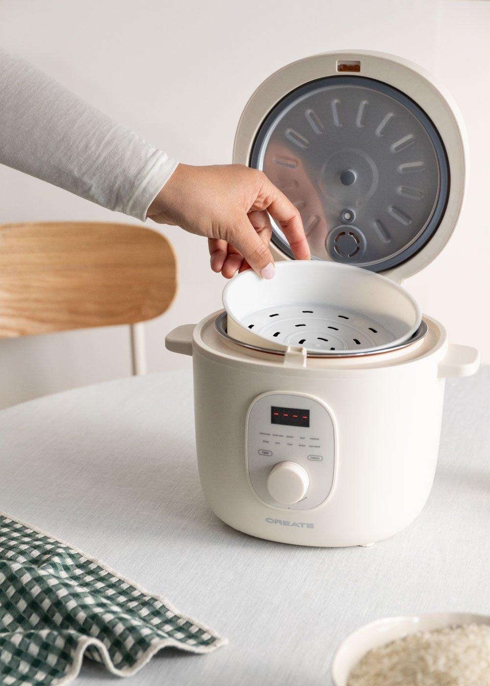 Sklum CREATE - RICE COOKER STUDIO - Elektryczny Garnek Do Gotowania Ryżu 2 L Z Koszem Do Gotowania Na Parze