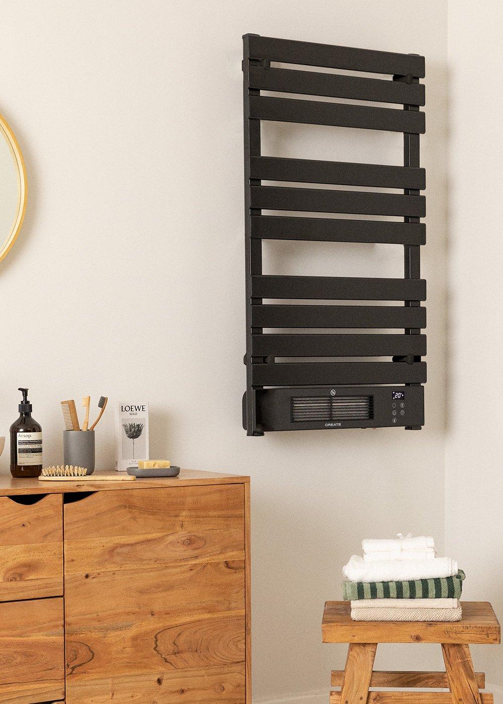 sklum CREATE - WARM TOWEL PRO - Elektryczny grzejnik-wieszak ze sterowaniem Wi-Fi 1500W