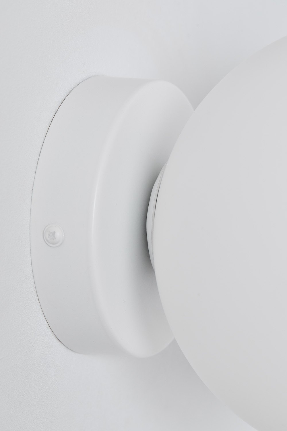 Sklum Kinkiet łazienkowy Ze Stali Nierdzewnej Z Kulą Szklaną Uvol Traditional