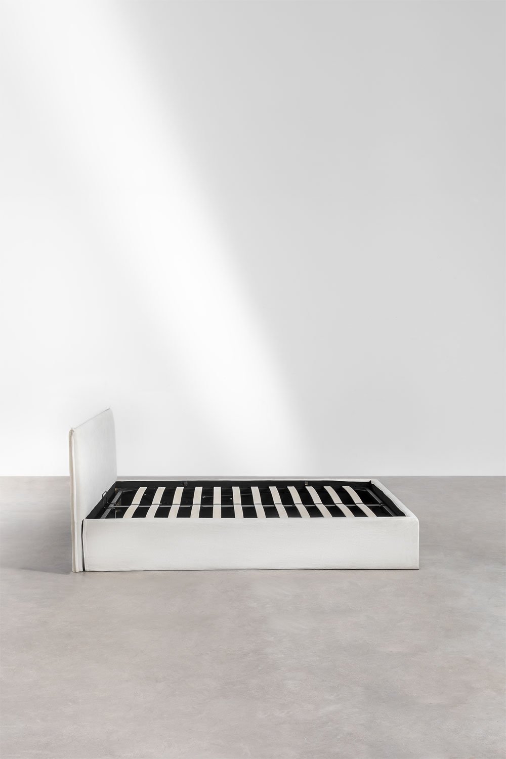 Sklum Lit Avec Coffre De Rangement Pour Matelas 135x200cm En Tissu Blanc Cassé Lorea