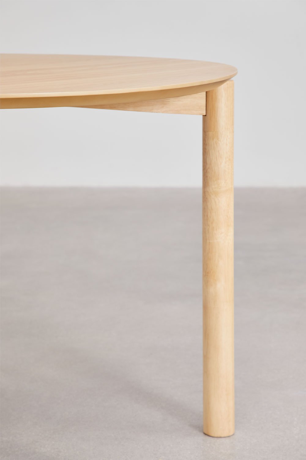 Sklum Runder Esstisch Ø110 Cm Aus MDF Mit Munden-Eichenfurnier