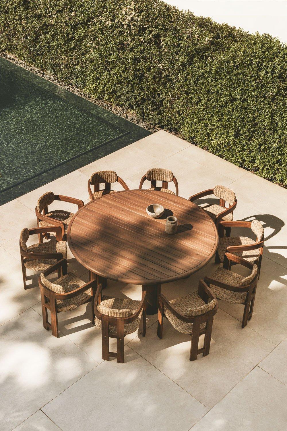 sklum Set de mesa redonda Ø180 cm en madera de acacia Danara y 10 sillas de jardín en madera de acacia y ratán sintético Ginara