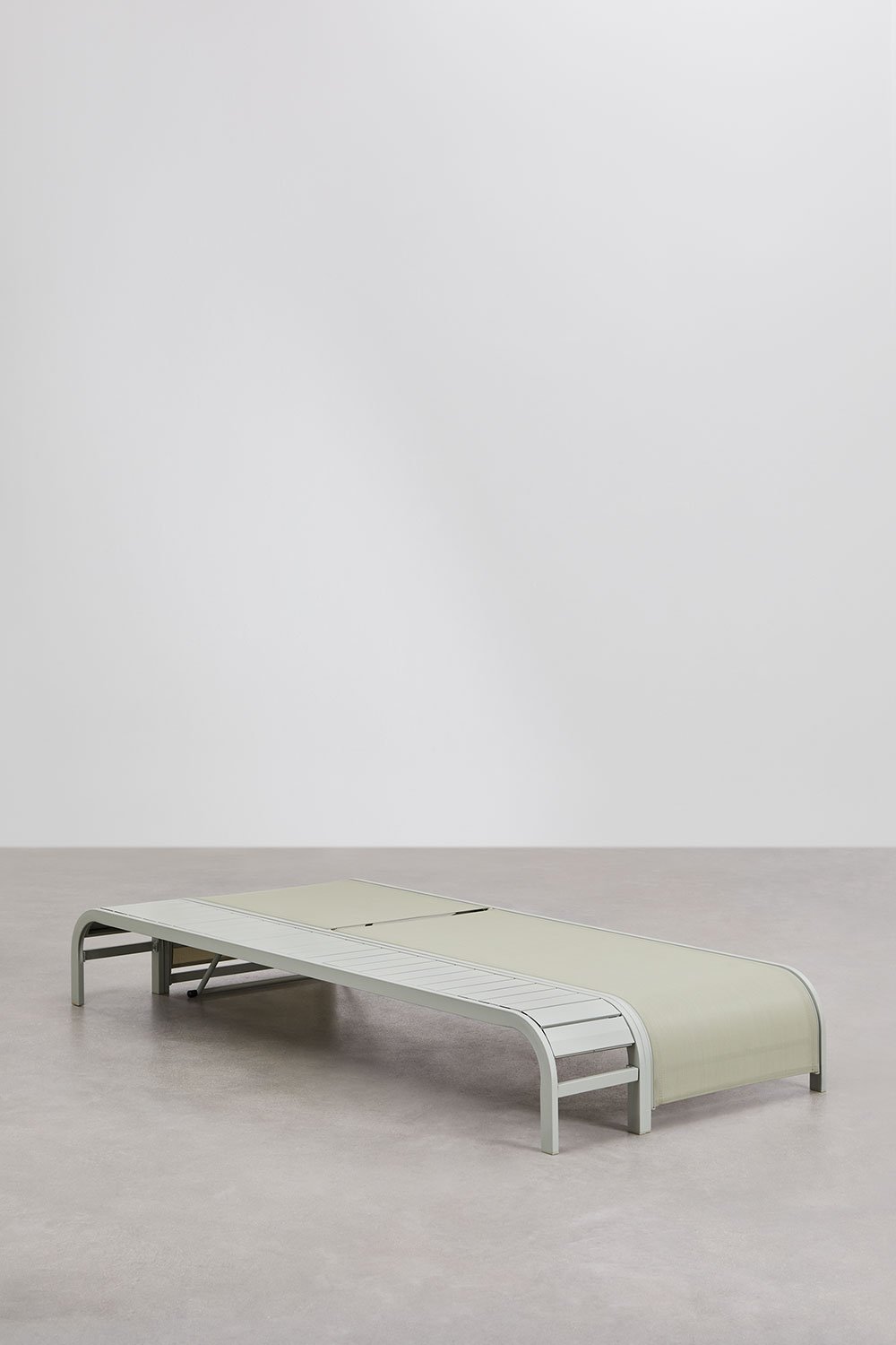 Sklum Set De Tumbona Reclinable Y Mesa Auxiliar En Acero Marietta