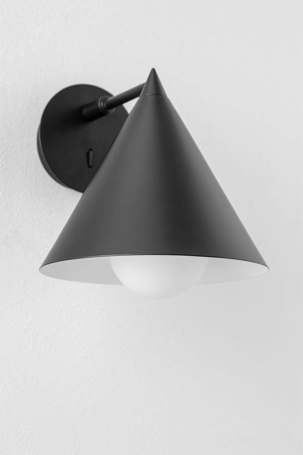 Sklum Lámpara De Pared En Metal Arilda