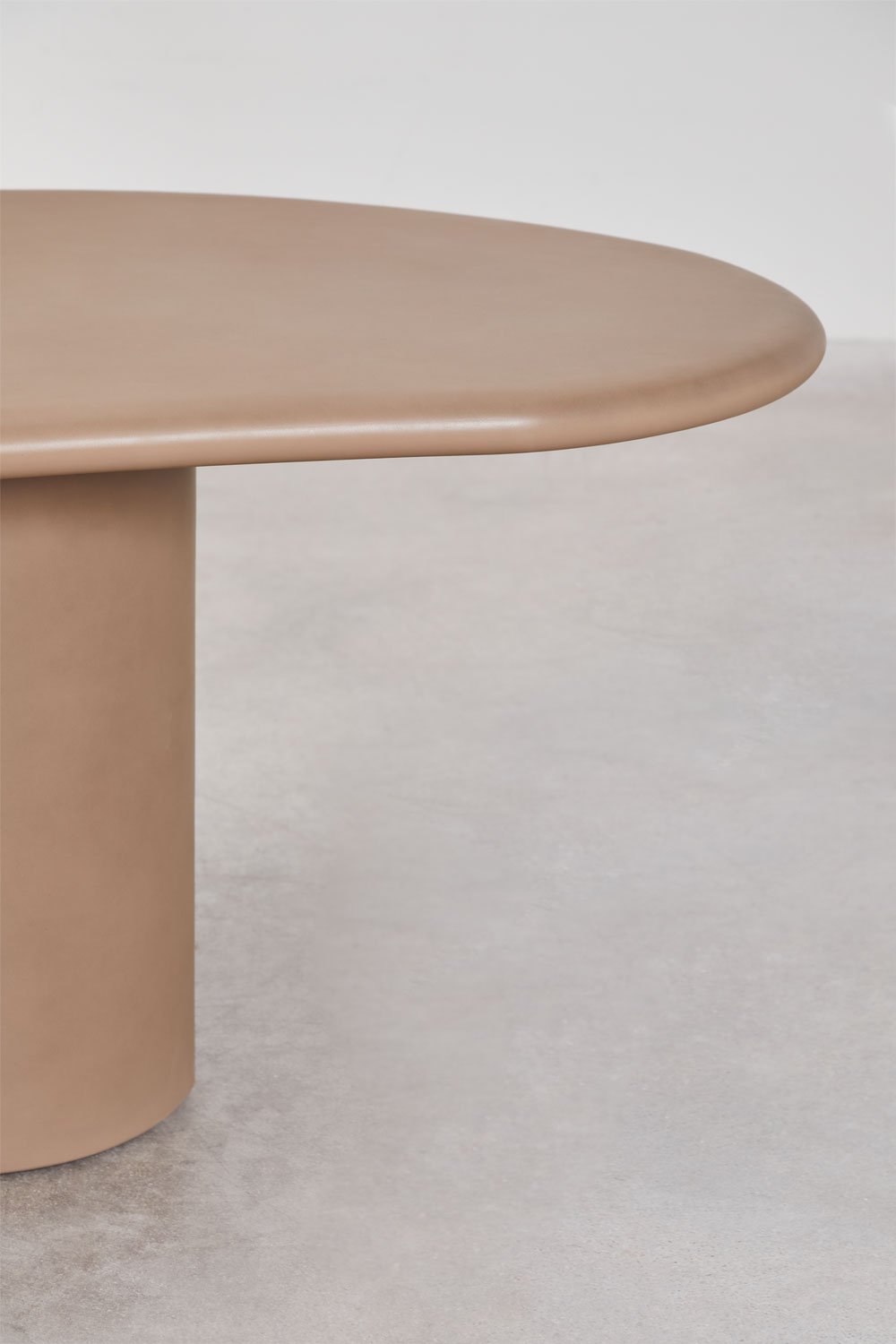 Sklum Ovaler Esstisch 230x130 Cm Aus Vaduz-Beton