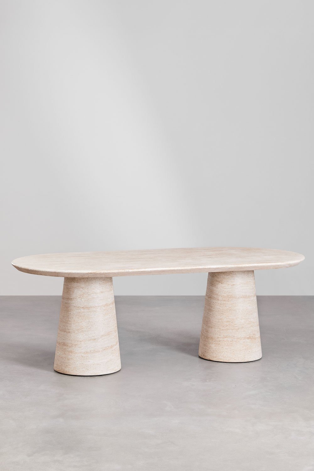 Sklum Table à Manger Ovale En Ciment Aspect Travertin (220x95 Cm) Noemi