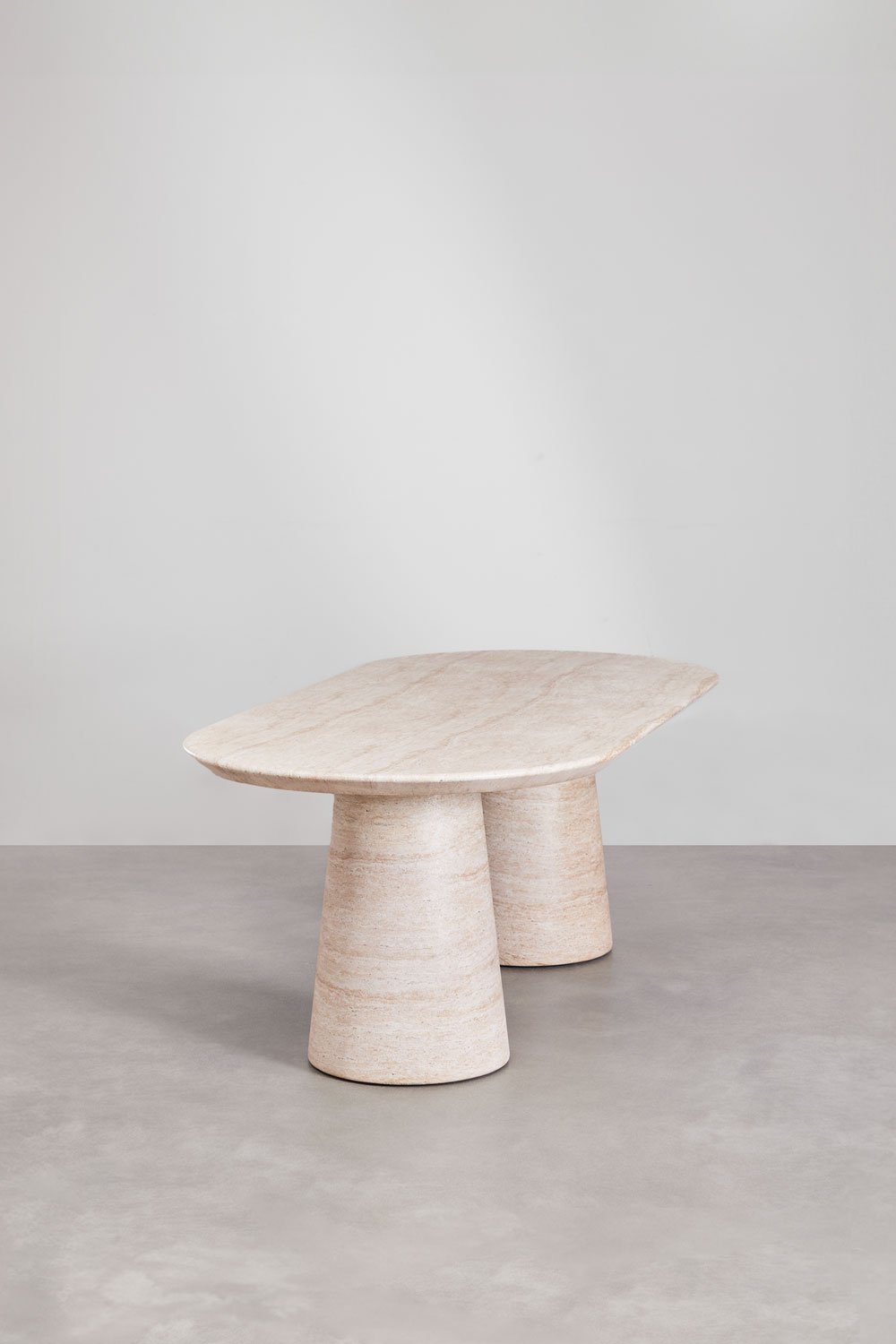Sklum Table à Manger Ovale En Ciment Aspect Travertin (220x95 Cm) Noemi