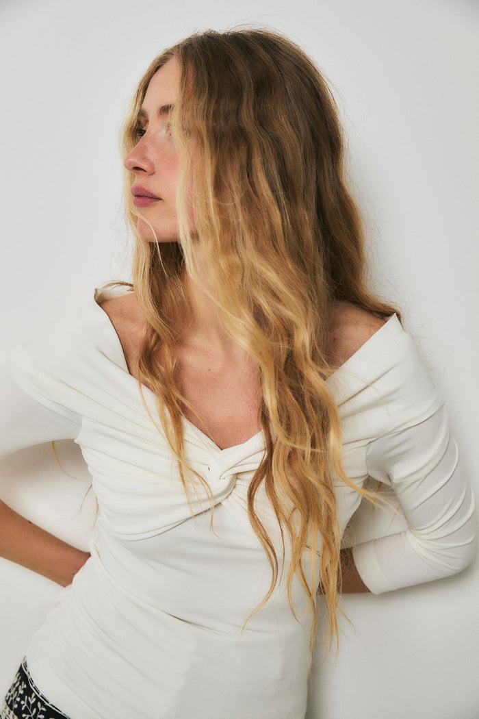 Sophie And Lucie CUERPO NUDO PUNTO CRUDO