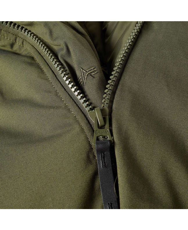 Spezial Madrid Alpha Industries Explorer Jacket Dark Green