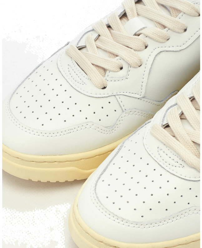 Spezial Madrid Autry 01 Low Leather Sneaker White & White