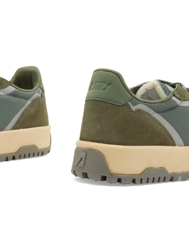 Spezial Madrid Aytry Wildpace Low Suede Sneakers Nabuk Schio & Military