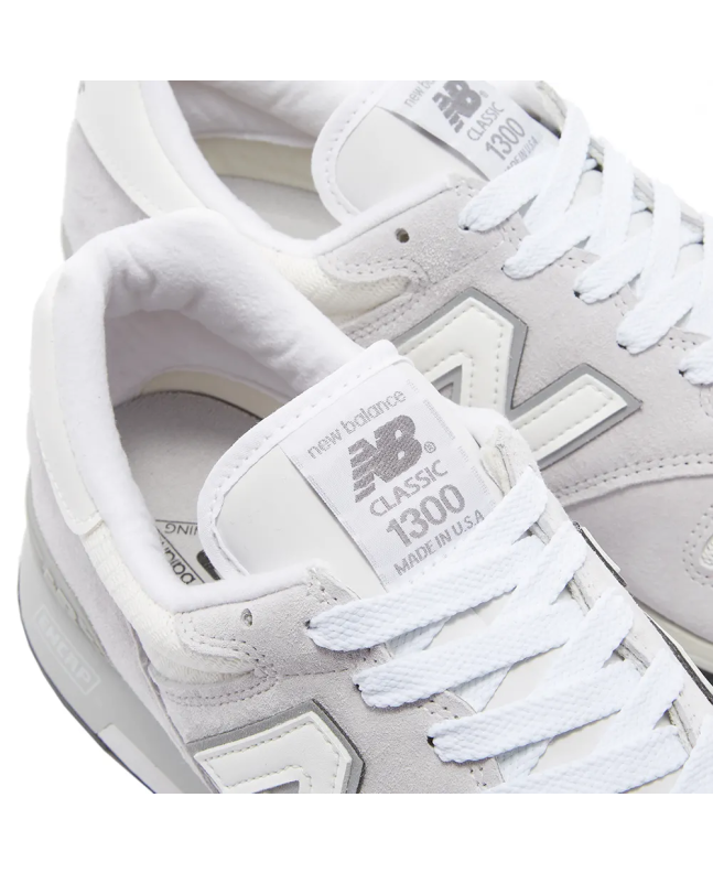 Spezial Madrid New Balance M1300CLW - Made In USA Grey & Beige