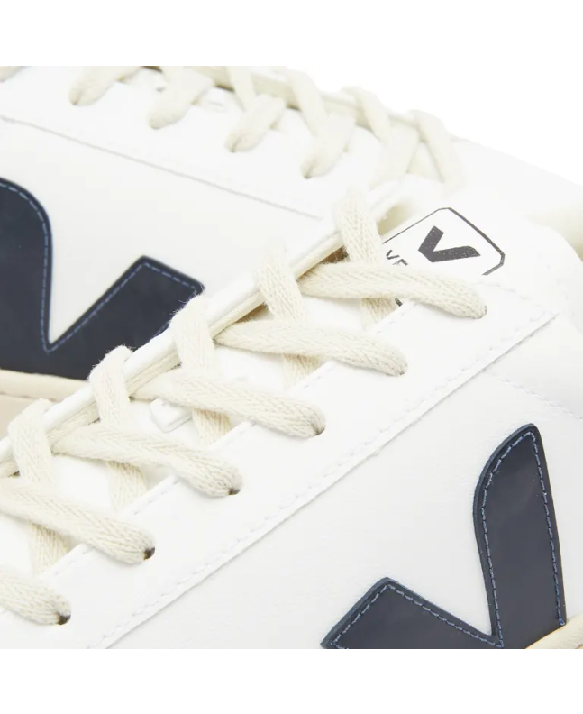 Spezial Madrid Veja Urca Sneaker White & Nautico
