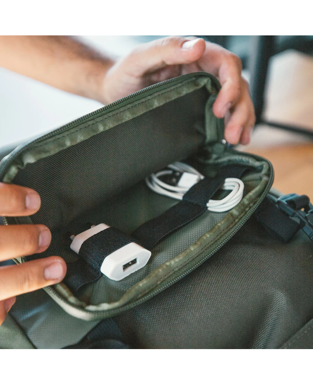 Spezial Madrid Tropicfeel Shell Pouch Bag Clover Green