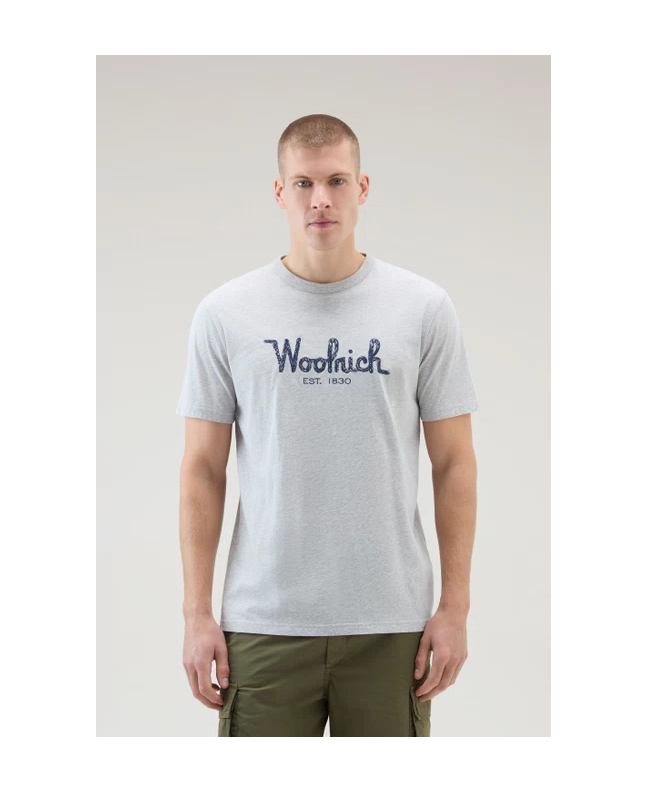 Spezial Madrid Woolrich Male Embroidered Logo Tee Light Grey