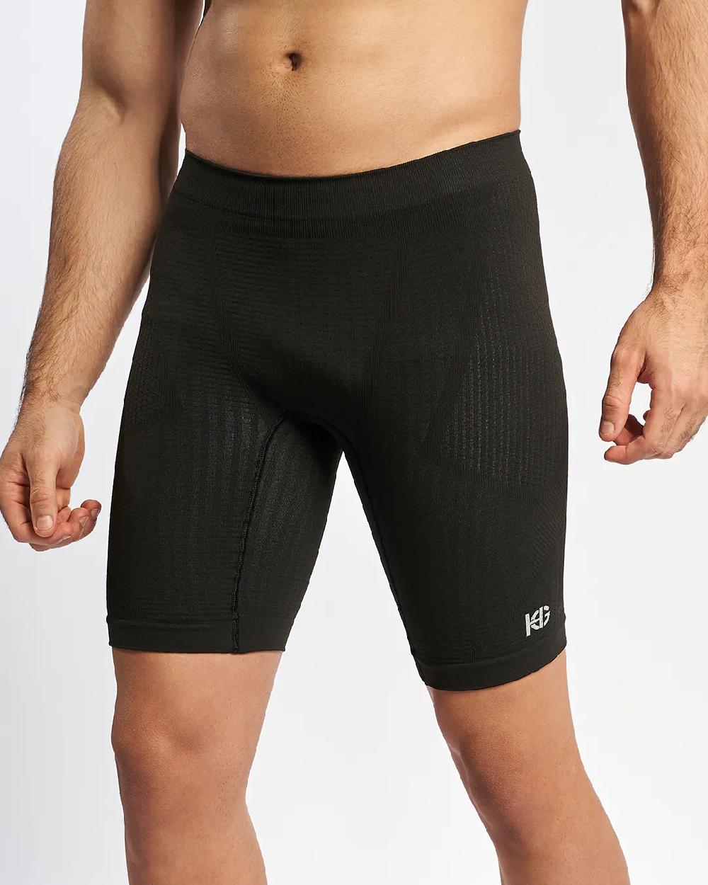 sport hg BASIS Malla corta técnica negro