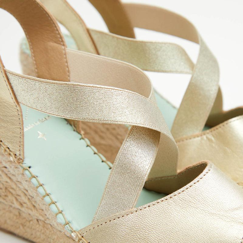 Star Love Alpargata Cuña Mujer HATYSA131 PLATINO Elásticos Metalizada