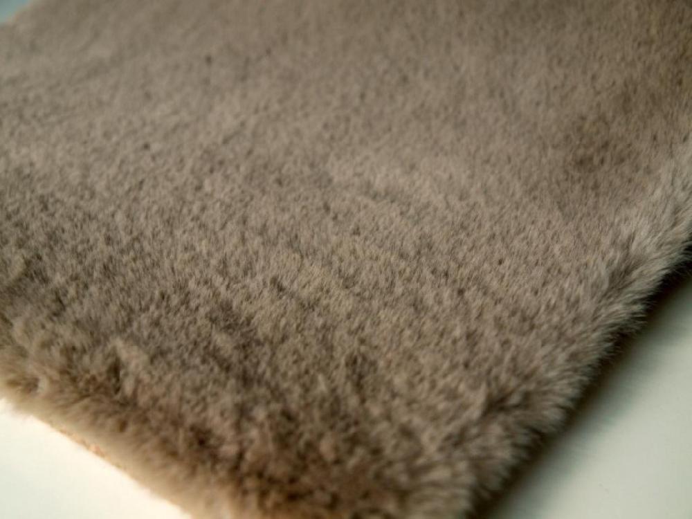 Sualsa Alfombra Acrílica Base De Goma Tacto Muy Suave. LISO