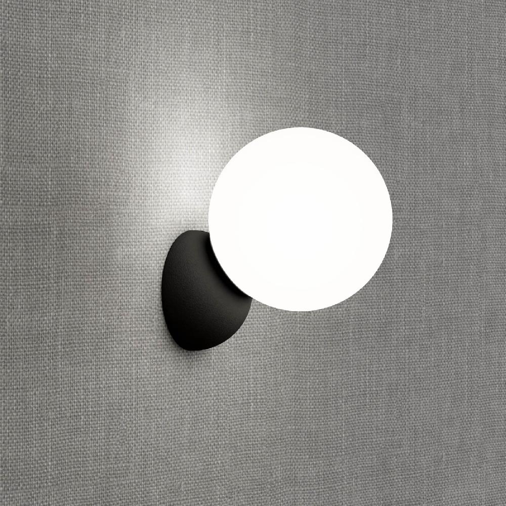 Sulion Aplique VOLGA. Metal Negro Arenado Y Bola Difusor Opal. 1xG9 | Sulion