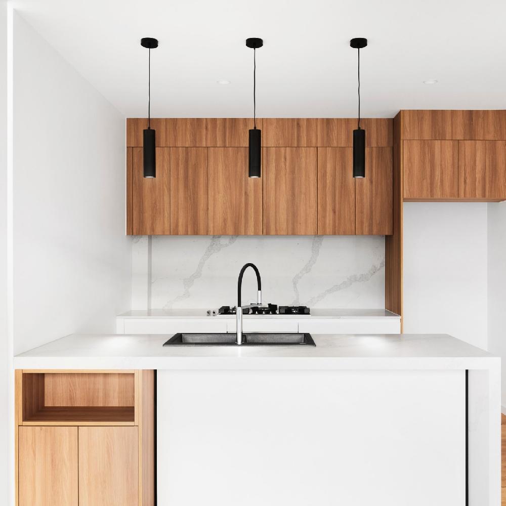 Sulion Colgante Tubular KIRA Negro Mate 12W 3CCT Switch Lente 36°| Sulion