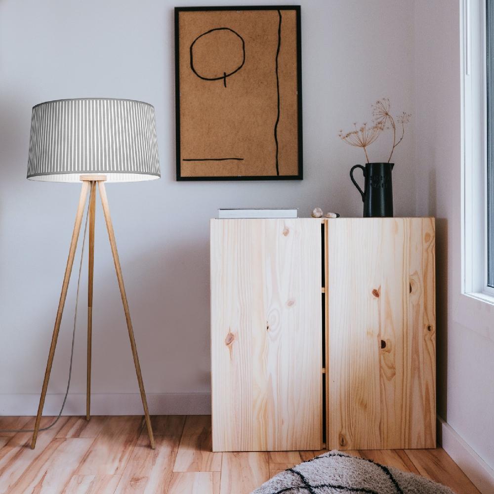 Sulion Lámpara De Pie BEA. Madera Natural Y Textil Gris. 62x62x152cm |Sulion