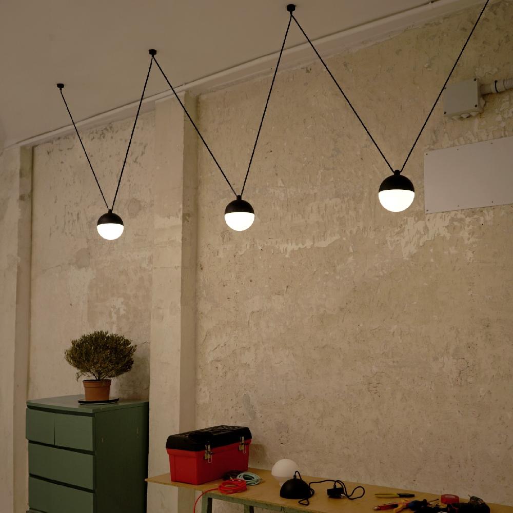 Sulion Lámpara De Techo ECLIPSE.3 Esferas De Yeso Negro Y Vidrio Opal |Sulion