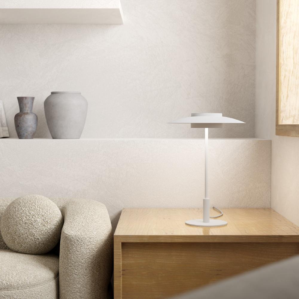 Sulion Sobremesa VALENTINA. Metal Blanco Y Tulipa Acabado Blanco. LED 9W. CCT