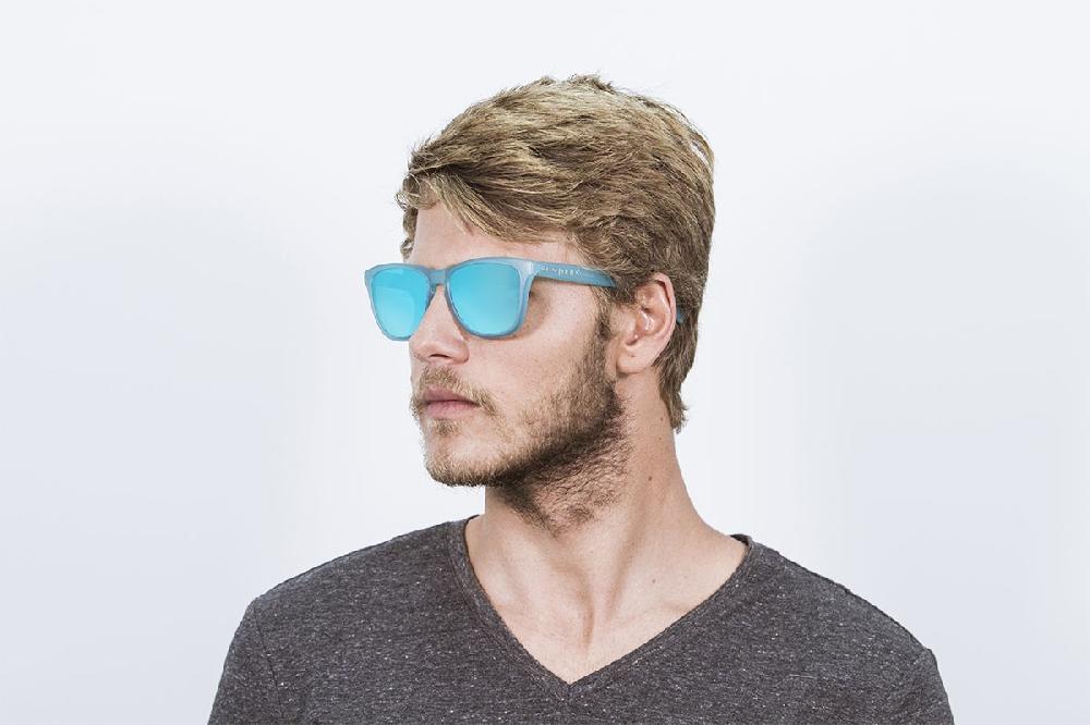 Sunpers Sunglasses Gafas De Sol - Clásica / Lente Azul Cielo Transparente | SUNPERS