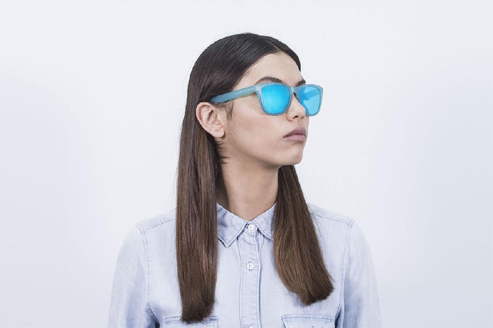 Sunpers Sunglasses Gafas De Sol - Clásica / Lente Azul Cielo Transparente | SUNPERS