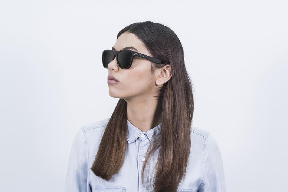 Sunpers Sunglasses Gafas De Sol - Clásica / Lente Negra | SUNPERS