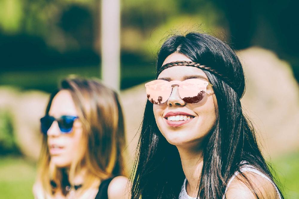 Sunpers Sunglasses Gafas De Sol - Dorado Metálico / Lente Plana Rosa Espacial | SUNPERS