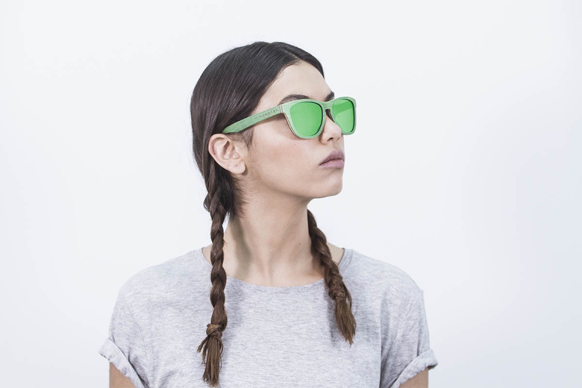 Sunpers Sunglasses Gafas De Sol - Madera / Skate / Lente Verde | SUNPERS
