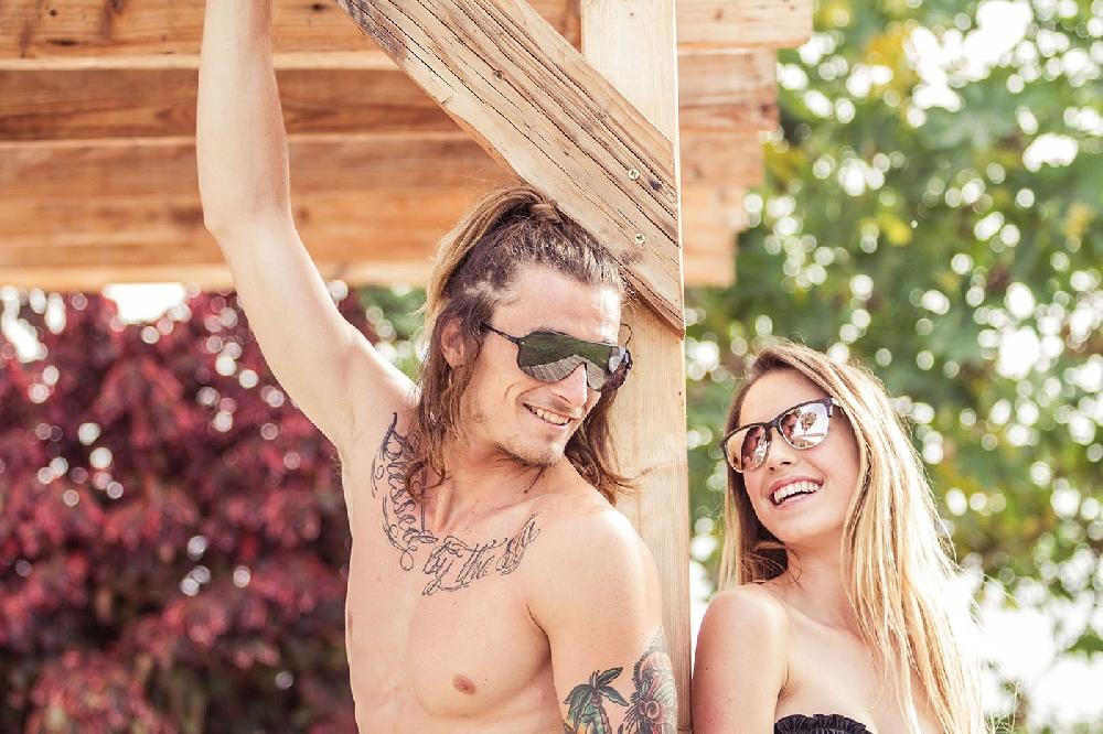 Sunpers Sunglasses Gafas De Sol - Marrón Efecto Carey / Lente Rosa | SUNPERS