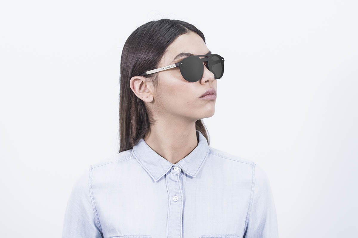 Sunpers Sunglasses Gafas De Sol - Negro Mate / Lente Plana Ahumada | SUNPERS